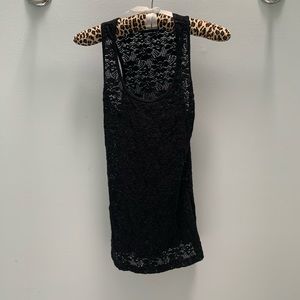 🦋Scoop neck, high back lace tank